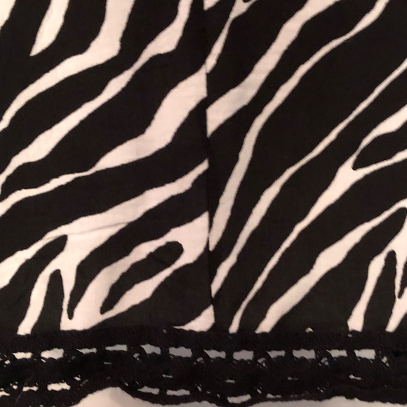 Liz Lange Zebra Print Poncho Top Size XS/S - Picture 10 of 16